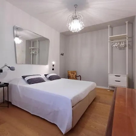 Apartamento Aldueci *